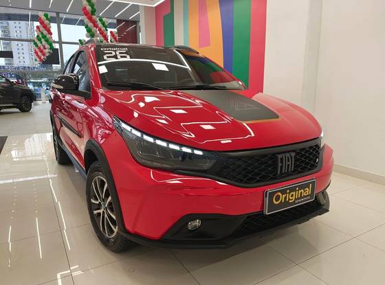 FIAT ARGO 1.3 FIREFLY FLEX TREKKING CVT FIAT ARGO 1.3 FIREFLY FLEX TREKKING CVT